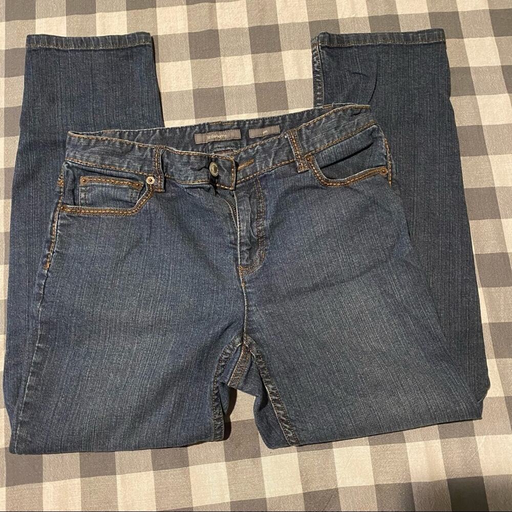 Liz Claiborne Slim Fit Capri Jeans Women's Size 8 Medium Wash